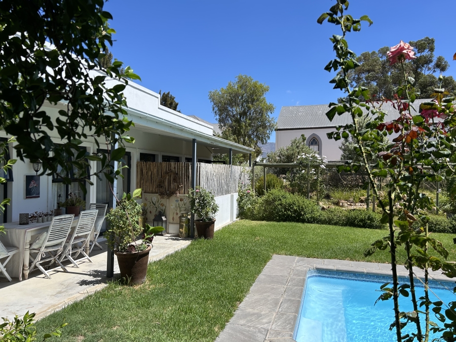 4 Bedroom Property for Sale in Mcgregor Western Cape
